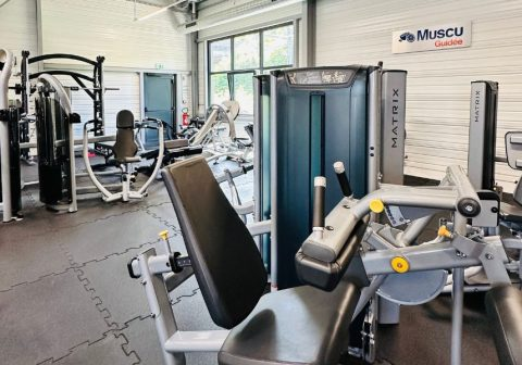photo partie musculation orange bleue rosporden 